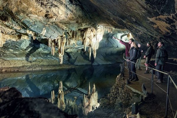 Domaine des Grottes de Han