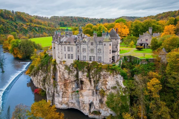 Panorama du Château de Walzin